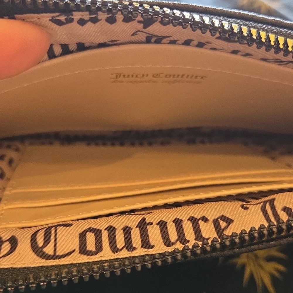 Juicy Couture Black Wristlet with Gold Heart Accents NEW